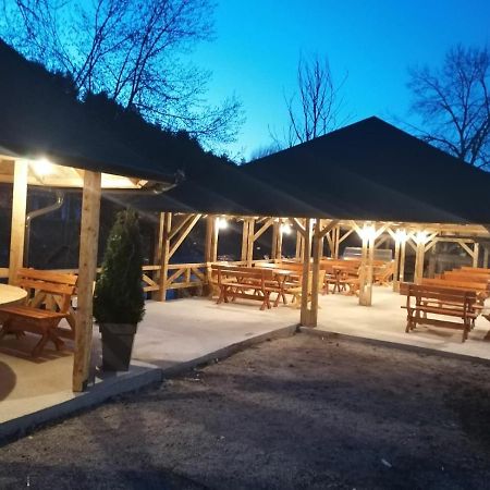 Rivera Club Bed & Breakfast Raška Eksteriør bilde